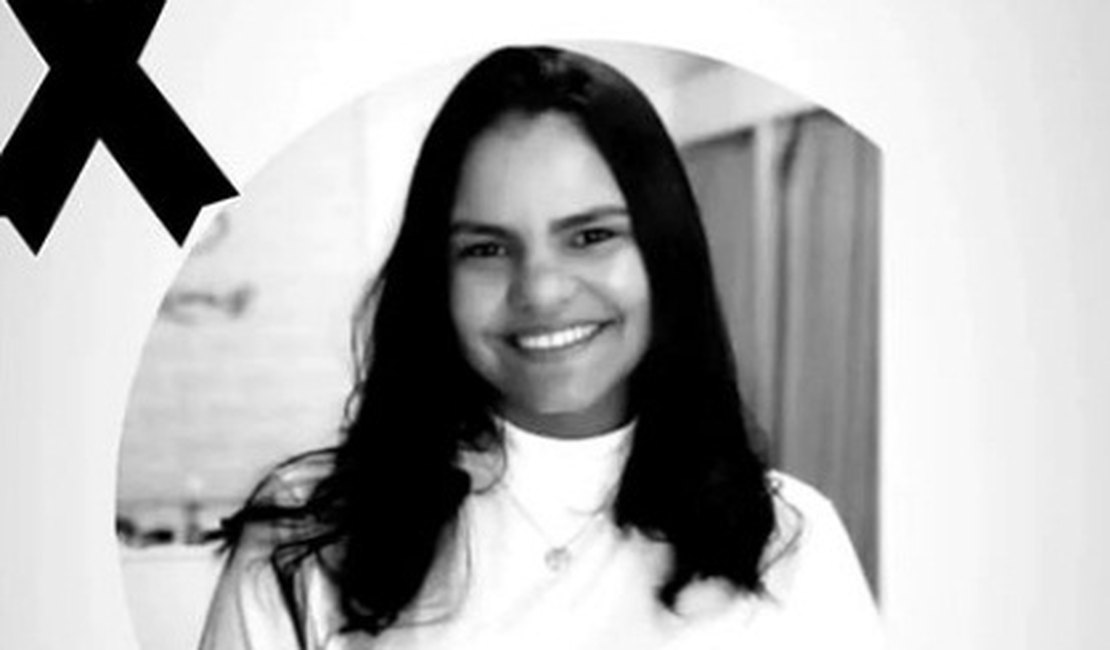 Dona de loja de roupas morre em grave colisão entre carro e moto, no interior alagoano