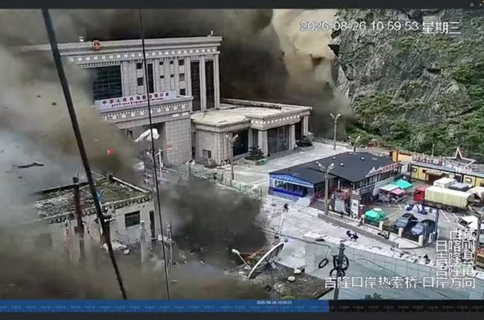Número de mortos sobe para 1.280 no Nepal
