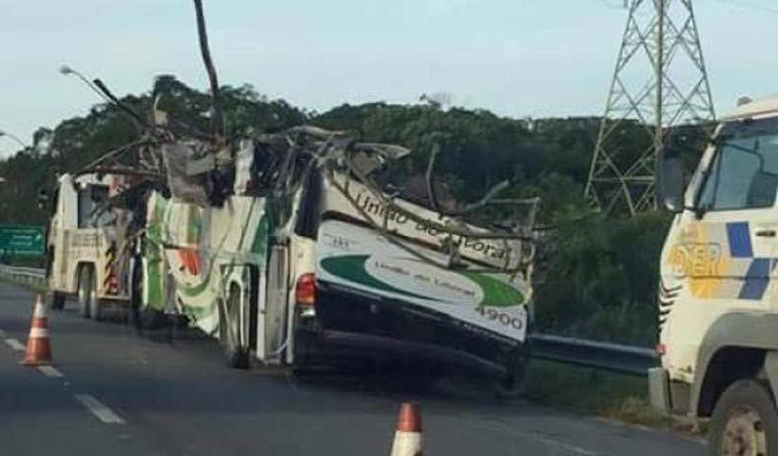 Polícia tem dificuldade para investigar acidente que matou pelo menos 18 em SP