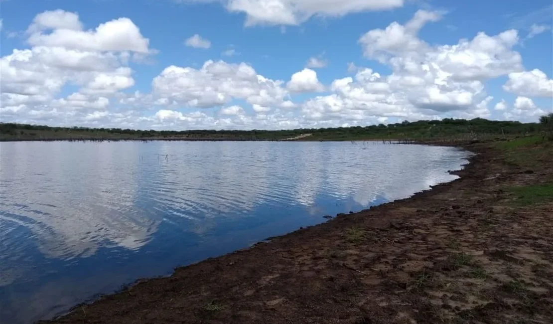 Jovem que desapareceu em pesca com familiares em rio na Bahia tem corpo encontrado