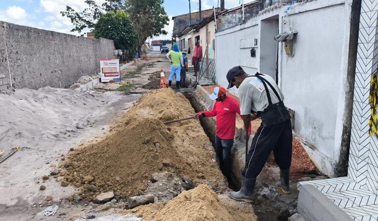 Prefeitura de Penedo elimina lançamento de águas servidas e melhora qualidade de vida da população