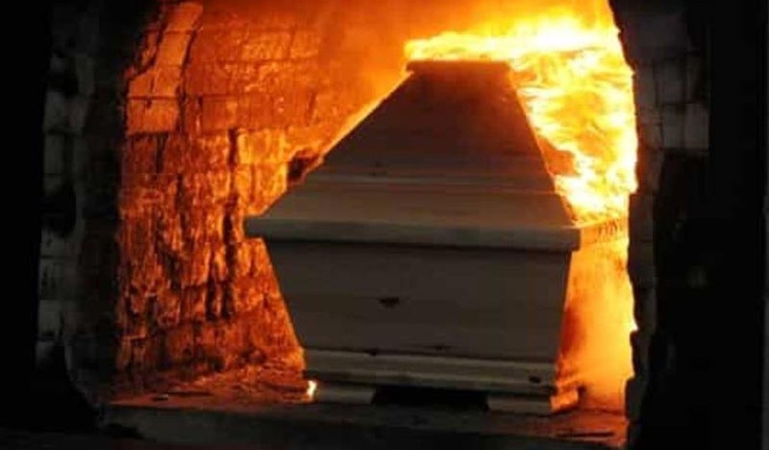 Mulher percebe que mãe estava viva momentos antes de cremação na Argentina