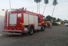 Homem é encontrado morto dentro de cabine de carreta, em estacionamento de fábrica