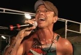 Netinho ensaia para apresentação no Prêmio Multishow e comemora sua volta aos palcos