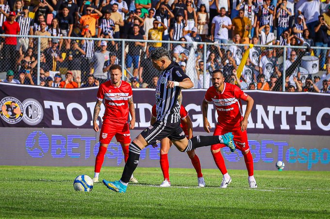 ASA e CRB empatam em 2 a 2, em jogo emocionante no﻿ Coaracy da Mata Fonseca