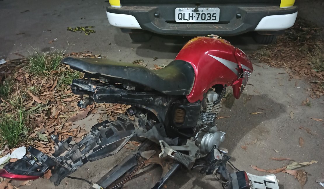 Guarnições de FT do 3º BPM recuperam motocicletas com queixa de roubo, em Arapiraca