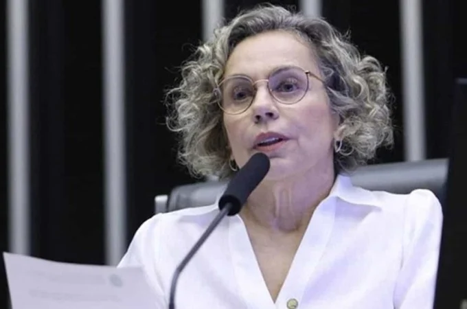 Projeto de deputada quer barrar uso político de redes sociais por policiais