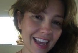 Aos 44, Thalia arranca suspiros de seguidores e prova que o tempo não passou