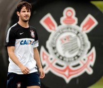 Pato afirma que recebe carinho de corintianos: ‘Pedem para eu voltar’