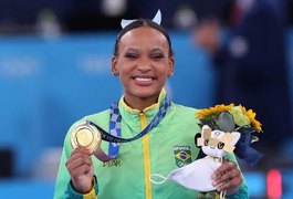 E ouro! Rebeca Andrade conquista mais uma medalha da ginástica para o Brasil