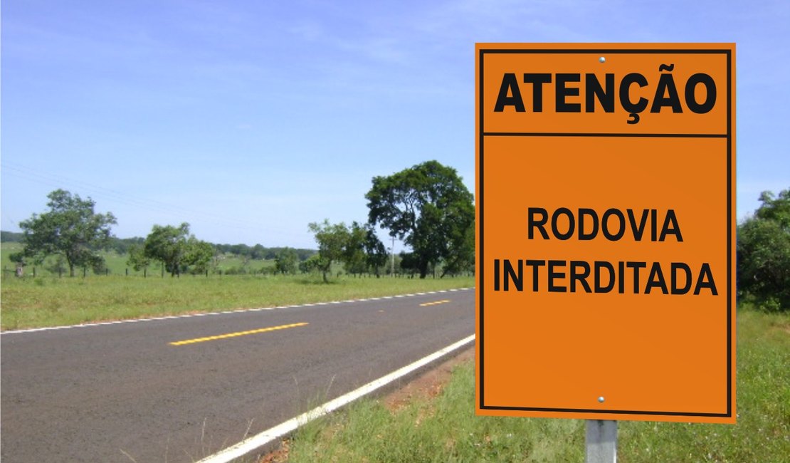 PRF alerta sobre interdição de trecho da BR 101 em Flexeiras