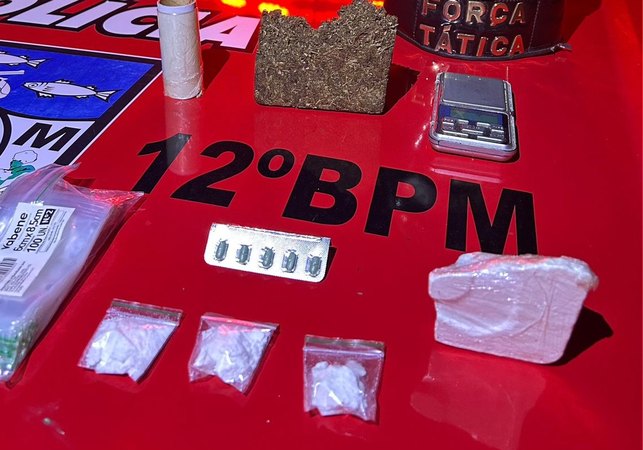 12º Batalhão prende homem por tráfico de drogas na Cidade Universitária, em Maceió