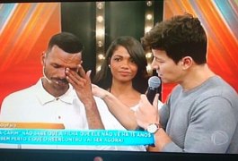 Papa-capim se emociona ao reencontrar a filha na Hora do Faro