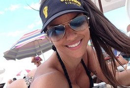 Panicat Carol Dias será atração em lançamento de uniforme do CSA