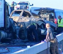 Acidente entre nove carros mata atriz e seus três filhos