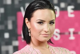 Demi Lovato volta a se internar em clínica de reabilitação, diz site