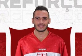 Volante ex-Cuiabá é anunciado como novo reforço do CRB para a sequência da temporada