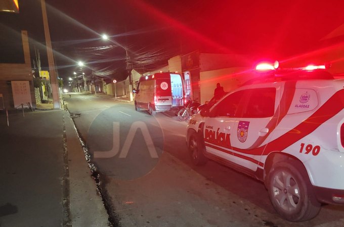 Idoso vê briga entre filhos, sofre princípio de infarto e familiar da vítima dá soco na boca de socorrista durante atendimento, em Arapiraca