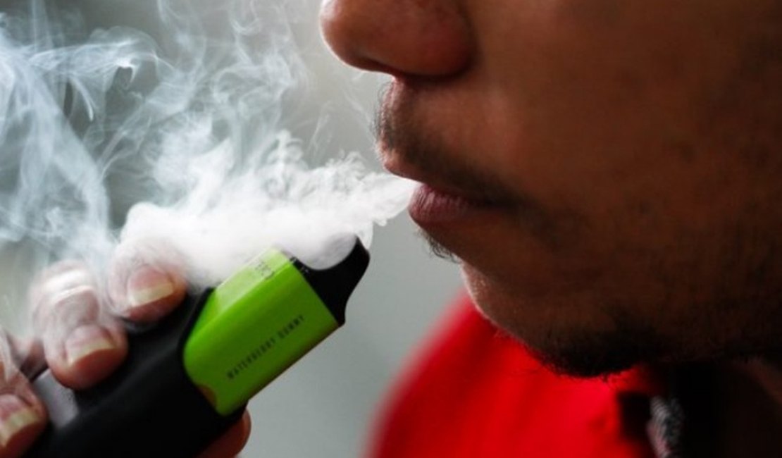 Número de fumantes de cigarros eletrônicos em escolas aumenta 14% no estado de AL