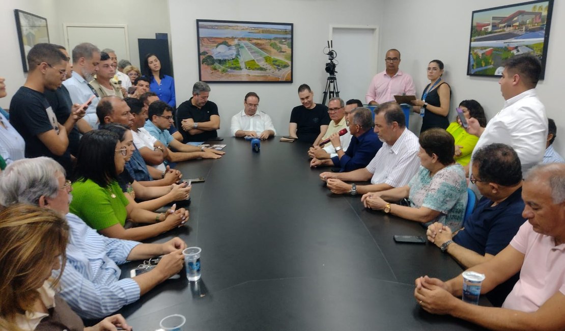 VÍDEO: Prefeito Luciano Barbosa assina ordem de serviço para segunda etapa da Ciclovia do Trabalhador