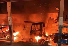 Cidades do Rio Grande do Norte vivem madrugada caótica com ataques a prédios públicos e incêndios