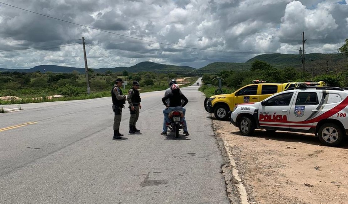 Operação no Sertão de Alagoas fecha estradas e prepara PM para resposta rápida em crimes de alta complexidade