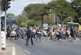 Brasil tem mais de 200 milhões de habitantes, segundo IBGE