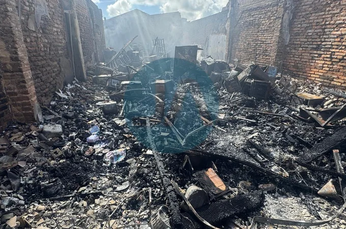 Incêndio causa perda total em loja de consertos de eletrodomésticos tradicional em Arapiraca