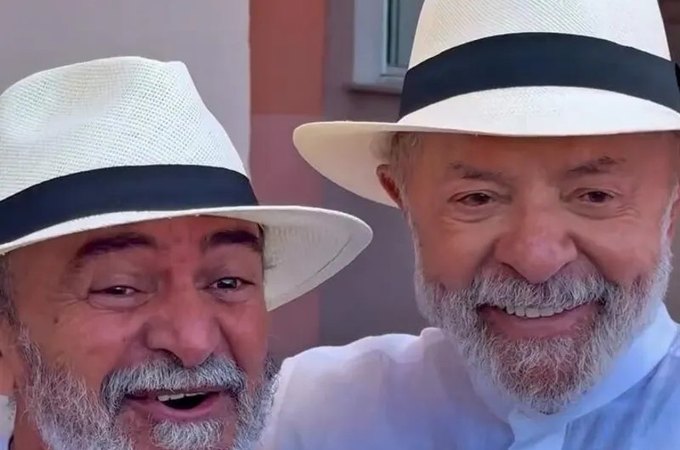 Durante agenda oficial em Maceió, ﻿Lula encontra sósia, o Lula de Arapiraca, e momento descontraído viraliza nas redes