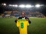Morre Geovani Silva, ídolo do Vasco e ex-meia da seleção, aos 62 anos