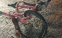 Bicicleta atingida por caminhão na AL 110, em Arapiraca