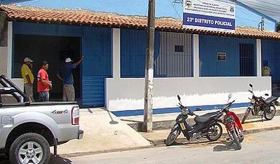 Homem é morto a tiros dentro da chácara onde morava na cidade de Pilar