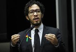 Deputado propõe descriminalização do uso e produção da maconha