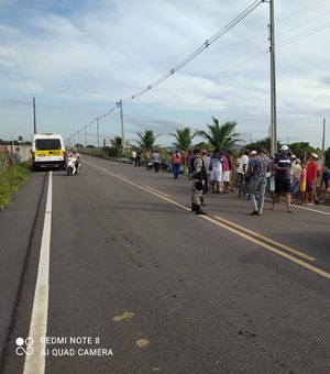 Ciclista morre em colisão com van escolar em Campo Grande, AL