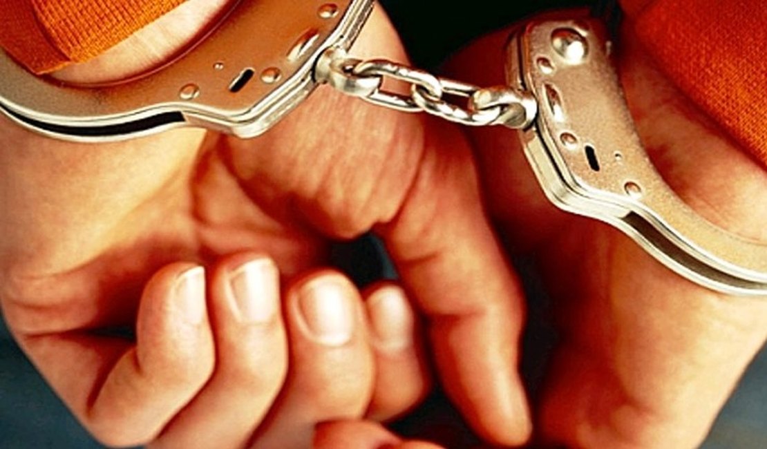 Três pessoas são presas em Teotônio Vilela por envolvimento em roubo de residência