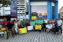 Delegado e deputado Leonan Pinheiro acompanha trabalhadores do Ceasa em votação na ALE