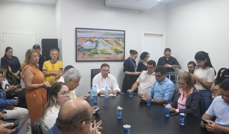 Luciano Barbosa assina ordem de serviço para drenagem e pavimentação do Zélia Barbosa