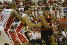 Flamengo vence Paulistano, chega ao tri e iguala rival Brasília