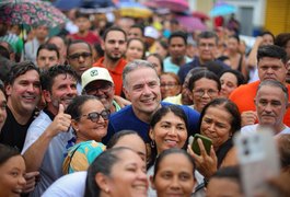 Com Renan Filho nos braços do povo, Caravana percorre 7 municípios