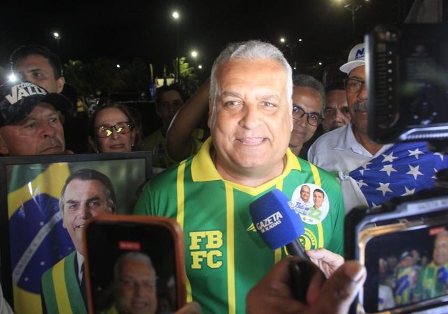 Gilmar Mendes manda arquivar investigação de estupro contra vice de Flávio