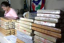 Operação da SSP-AL prende mulher e apreende 120kg de maconha, em AL