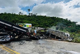 Sobe para 41 número de mortos em acidente na BR-116 em MG