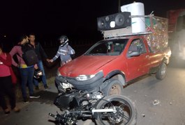 Acidente envolvendo três veículos deixa condutor de motocicleta ferido na zona rural de Arapiraca