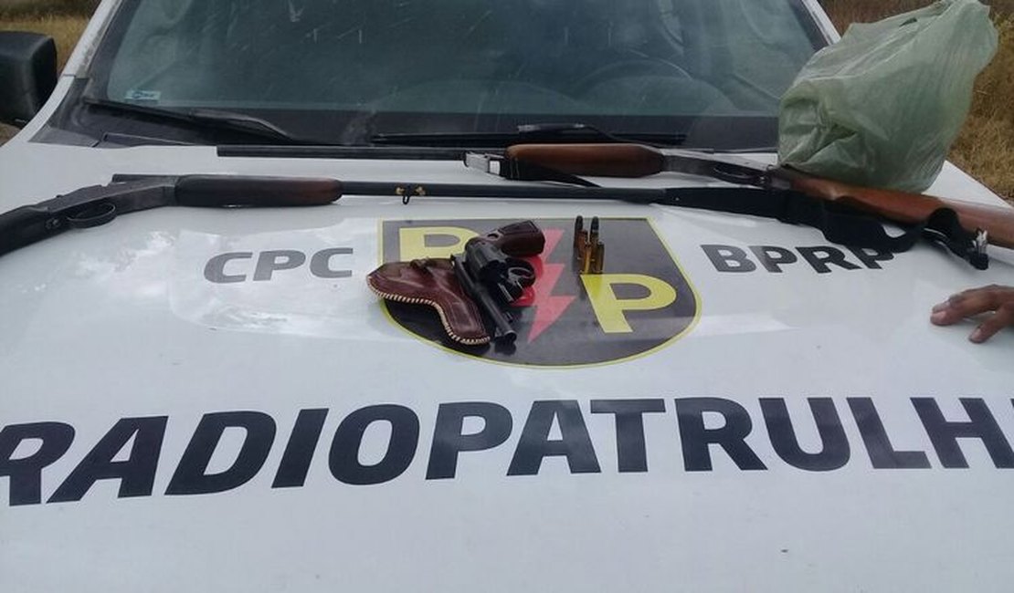 Avó de suspeito de homicídios é presa em operação no Sertão