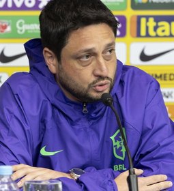 Arthur Elias convoca seleção feminina para primeiros amistosos do ano