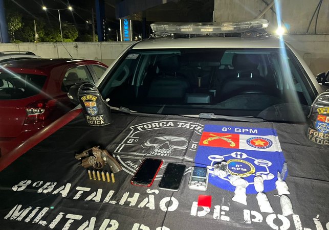 Força Tática do 8º BPM prende suspeito com drogas e revólver na Chã do Pilar