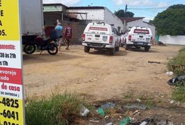 Jovem de 19 anos é morto a tiros em lava-jato onde trabalhava, em Maceió