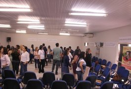 humanização do parto natural é discutida em Arapiraca
