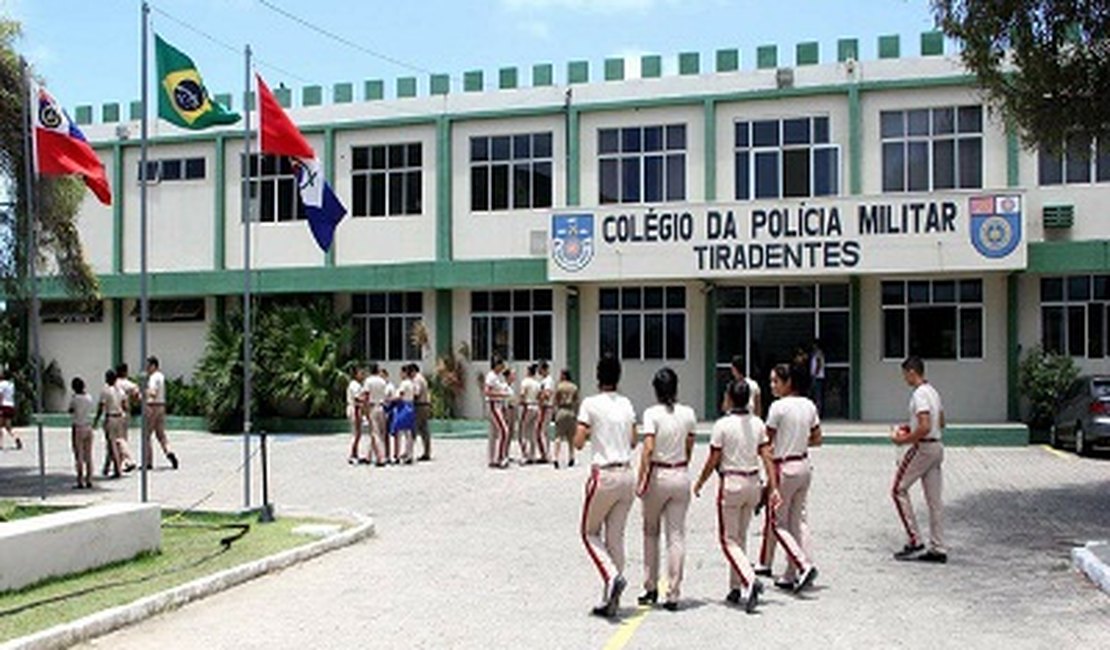 Colégio Tiradentes é medalhistas de Olimpíadas Brasileiras de Física