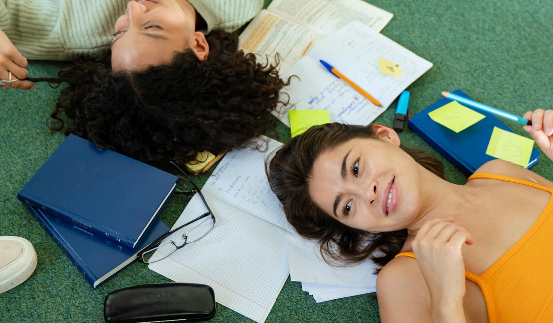 Fapeal anuncia 500 bolsas para estudantes universitários